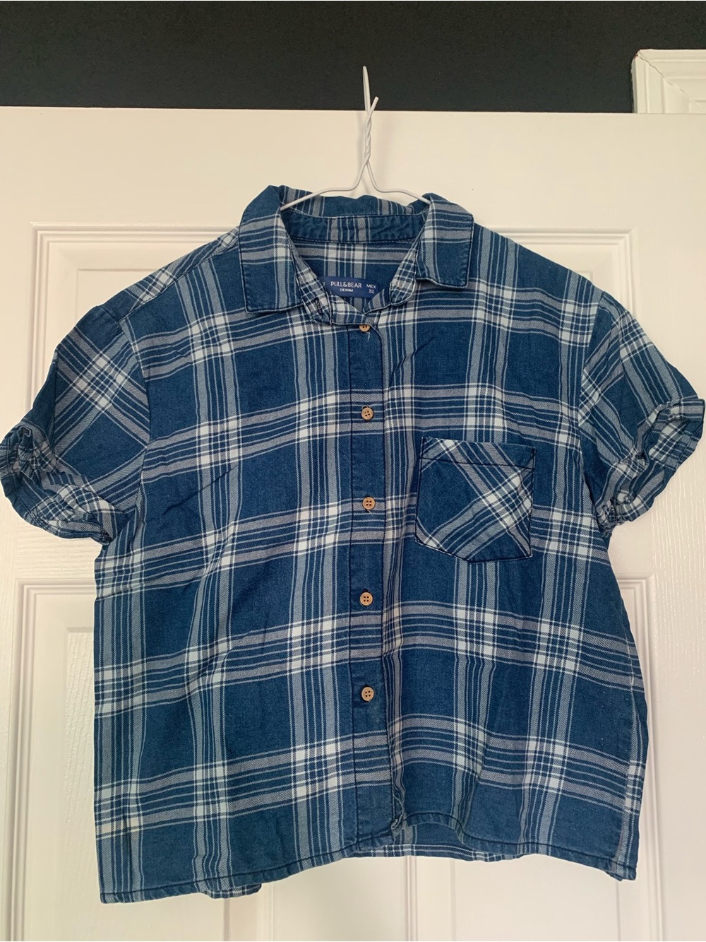Pull&Bear Navy and White Plaid Short-Sleeve Button-Down Shirt